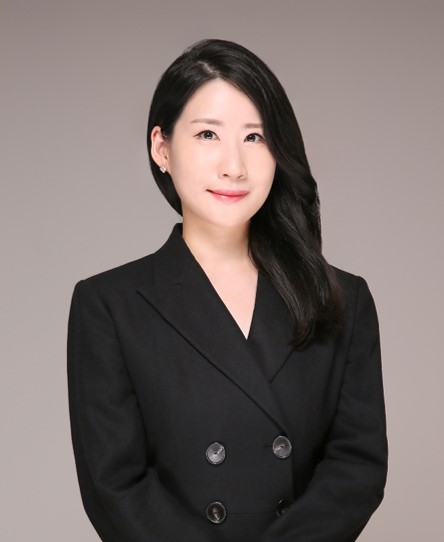 김혜진.jpg